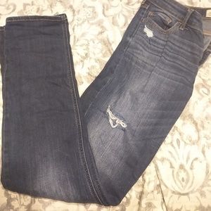 Hollister dark distressed skinnys.
